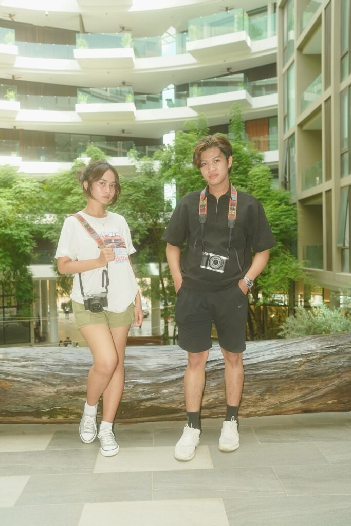 Soft Highkey · Jonpoon.jpg — frame 2
