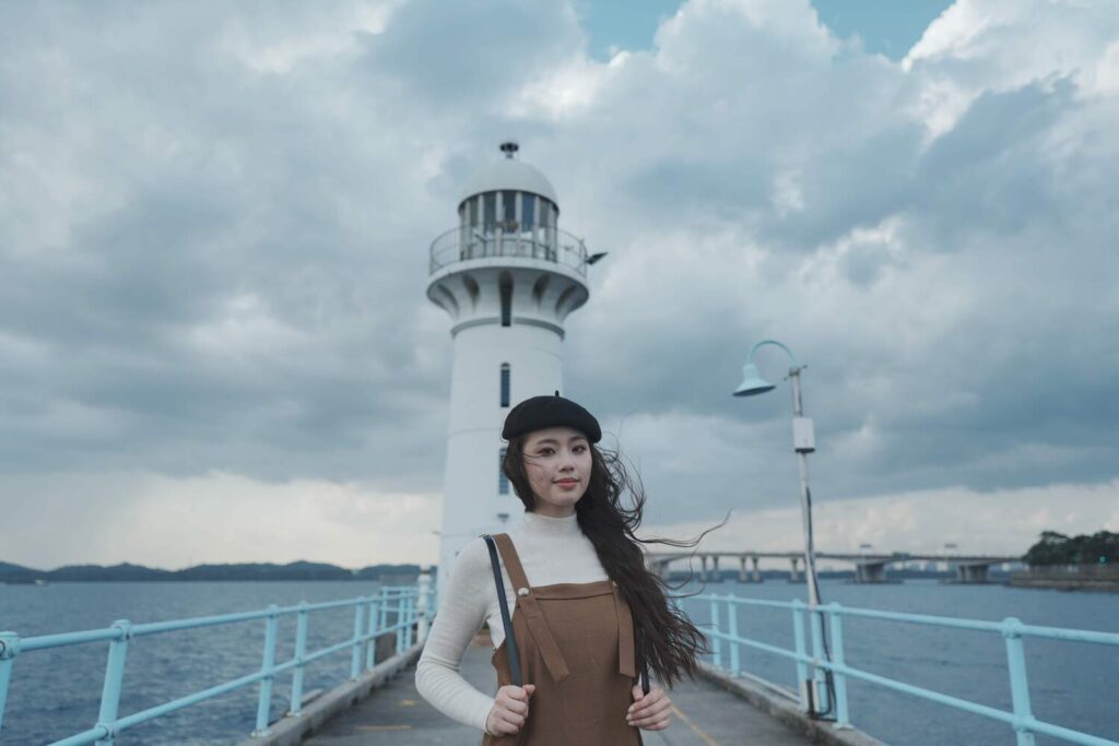 Instant · Sony Asia 2 — frame 2