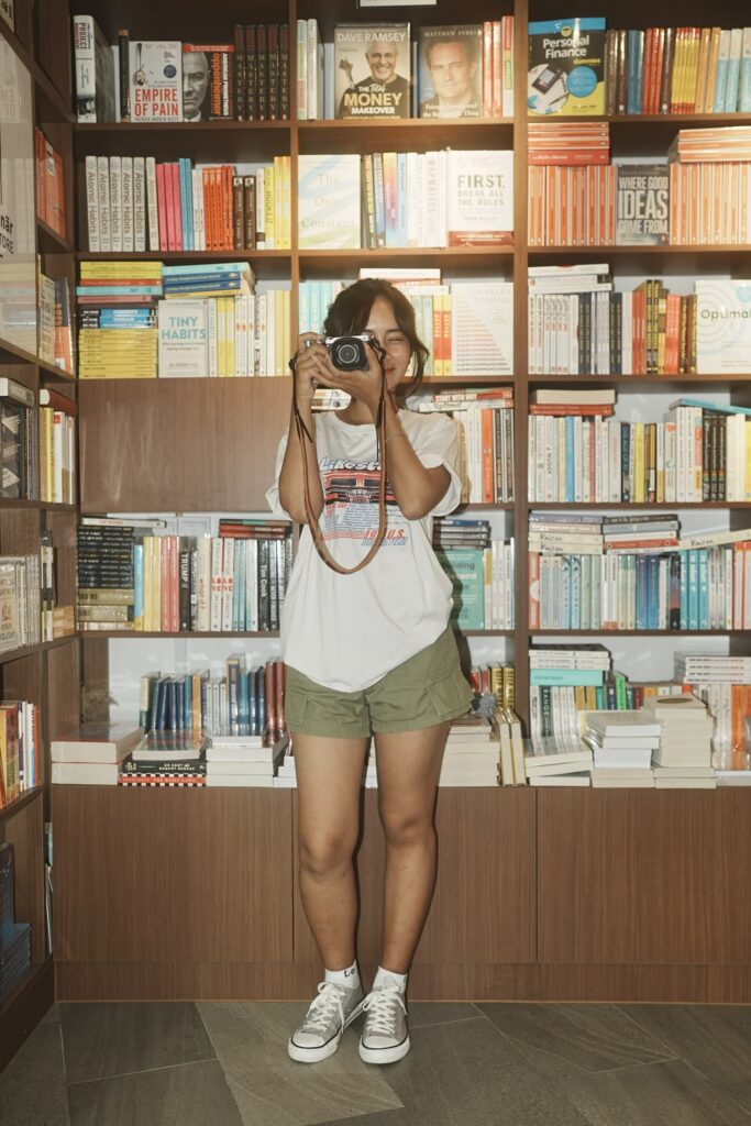 Film Look · jonpoon.jpg — frame 2