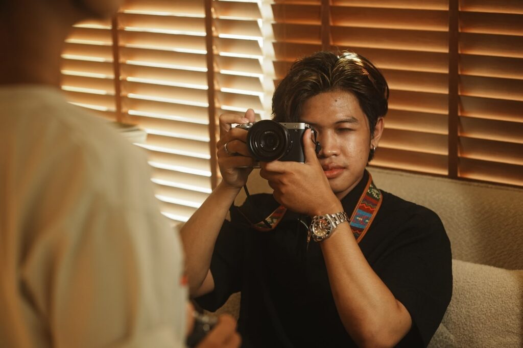 Film Look · jonpoon.jpg — frame 4